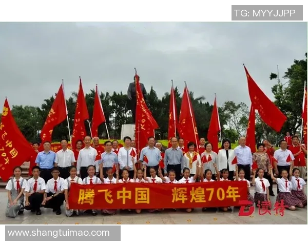 男冰联赛深圳站期间 参赛人员承受爱国主义教育